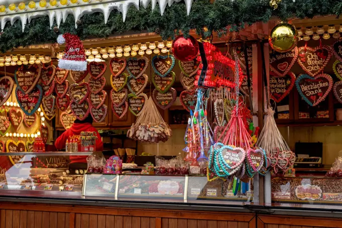 Gingerbread, Christmas market, Magdeburg, Saxony-Anhalt, Germany