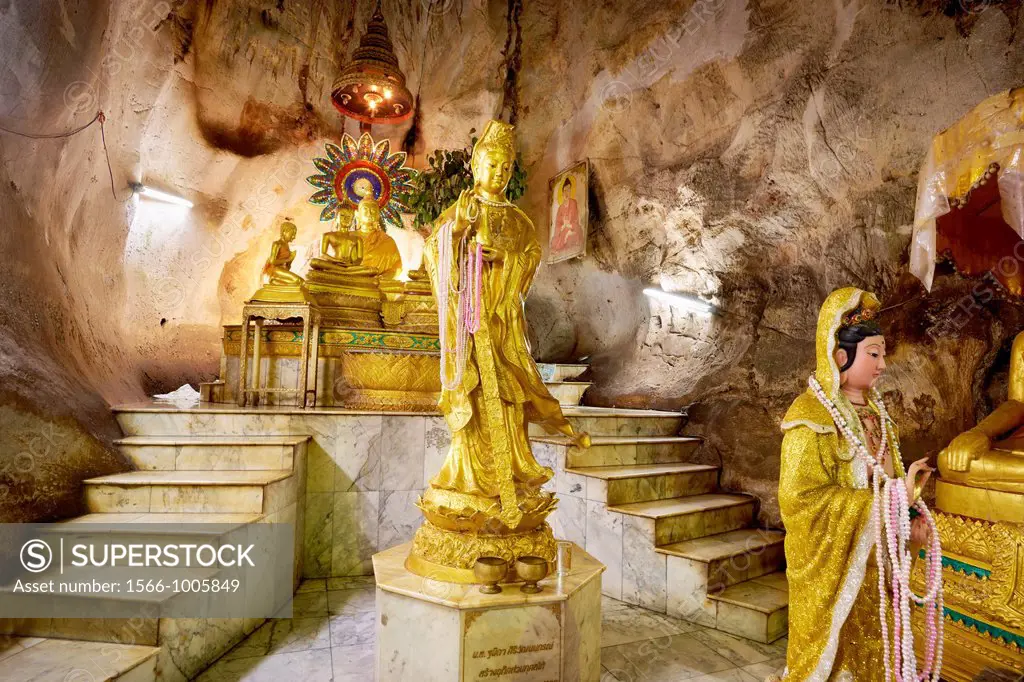 Thailand - Khao Yoi Buddhist Cave Temple, Buddha statues inside