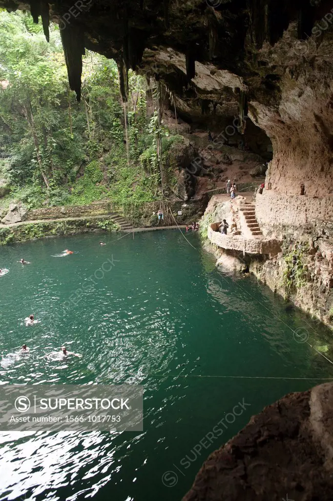 Cenote Zací, Valladolid, Peninsula Yucatan, Mexico