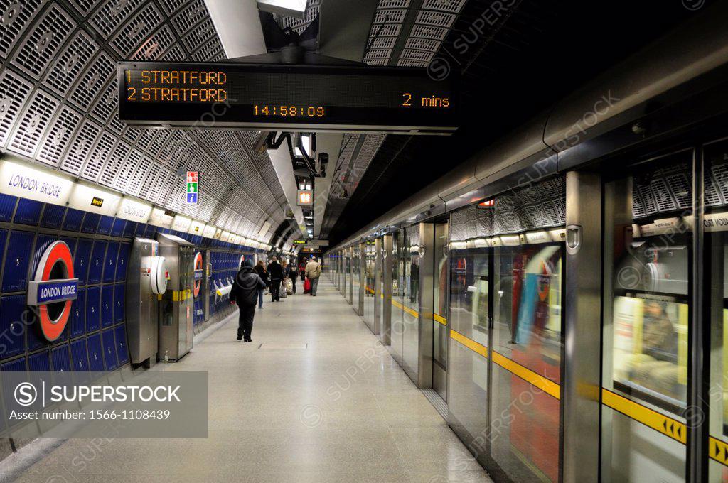 London Bridge Underground Station Jubilee Line Platform London