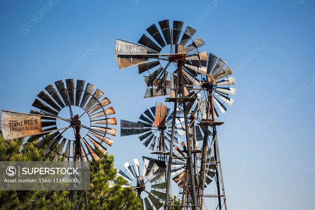 Bowman, North Dakota - Vintage windmills.