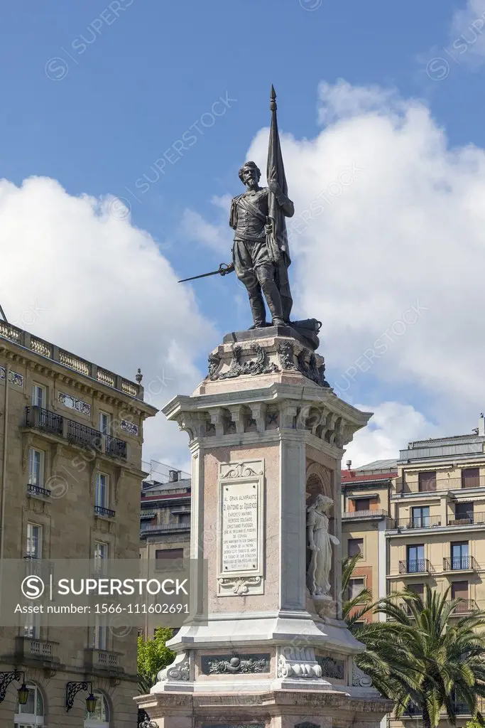 Monument to Spanish admiral Antonio de Oquendo, 1577 - 1640, in Plaza Okendo, San Sebastian, Gipuzkoa Province, Basque Country, Spain. The statue was ...