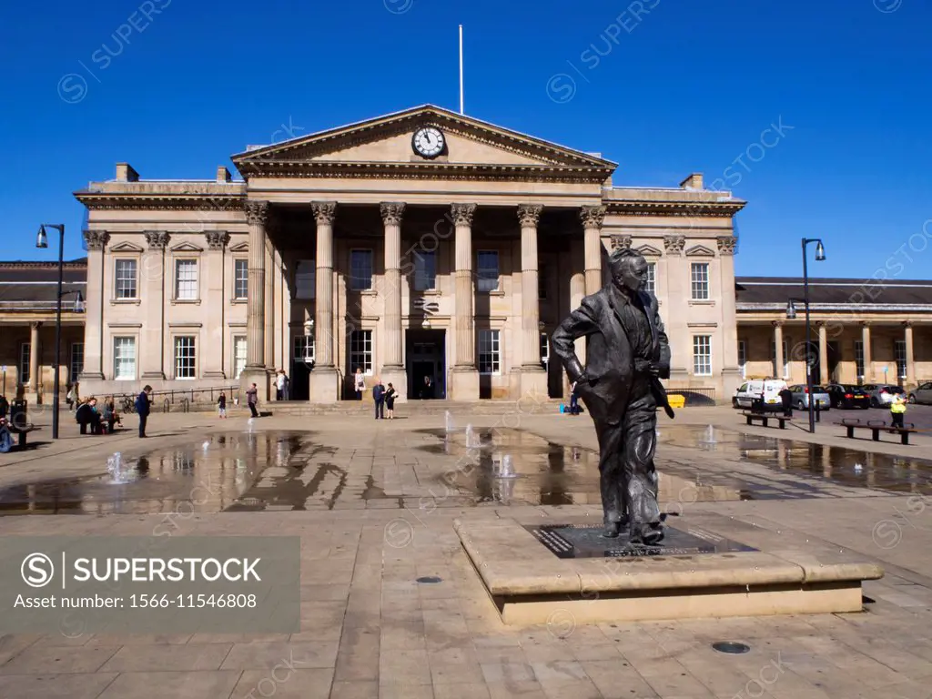 Harold Wilson Statue at Huddersfield Railway Station West Yorkshire England.