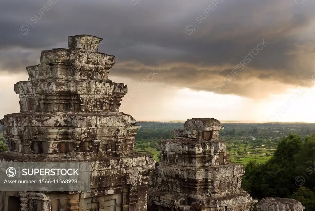 Phnom Bakheng Temple. Phnom Bakheng is one of Angkors oldest temples. It was built as a state temple between the late ninth and early tenth centuries...