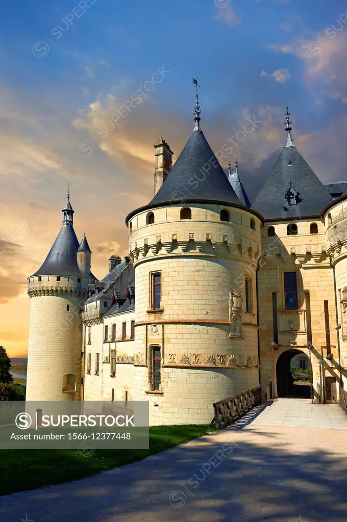 15th century castle Chteau de Chaumont, rebuilt by Charles I d´Amboise, acquired by Catherine de Medici in 1560. Chaumont-sur-Loire, Loir-et-Cher, Fr...