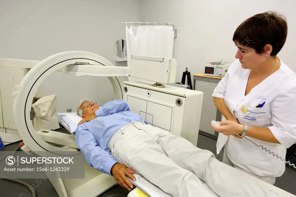 renal scintigraphy, Scintigraphy is a form of diagnostic test used in nuclear medicine, wherein radioisotopes are taken internally, and the emitted ra...