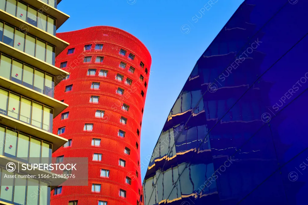 Hotel Porta Fira by Toyo Ito and Realia Tower by Toyo Ito. Also known as Toyo Ito Towers. Fira de Barcelona, Hospitalet del Llobregat, Barcelona provi...