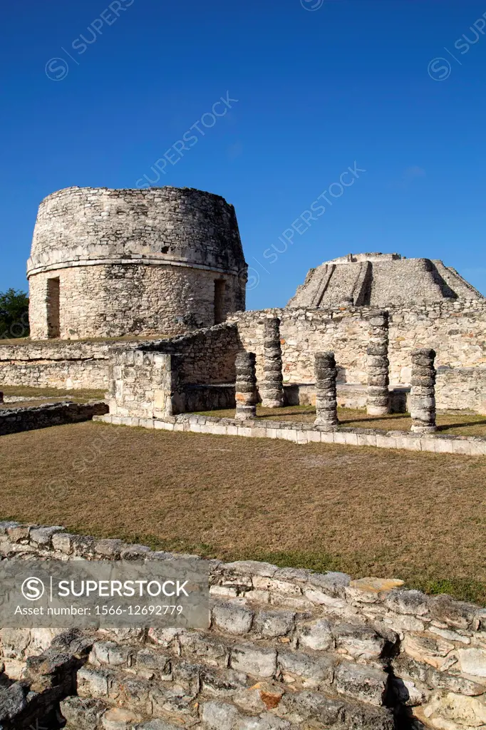 Templo Redondo (Round Temple), Mayapan Mayan Archaeological Site, Yucatan, Mexico