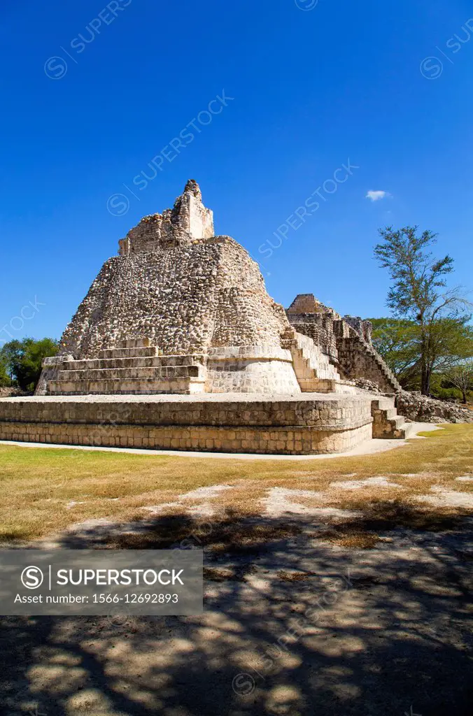 Dzibilnocac (Painted Vault) Temple, Dzibilnocac Mayan Archaeological Ruins, Chenes Style, Campeche, Mexico