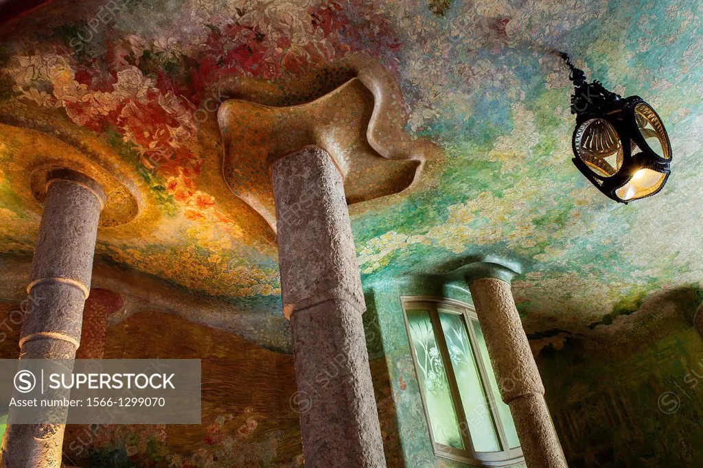 Architectural detail of the ceiling in ground floor, Casa Mila, La Pedrera, Barcelona, Catalonia, Spain.