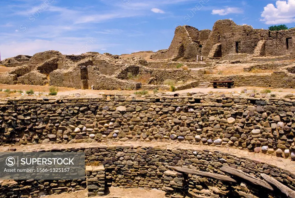 Aztec Ruina National Monument New Mexico.Midway between two