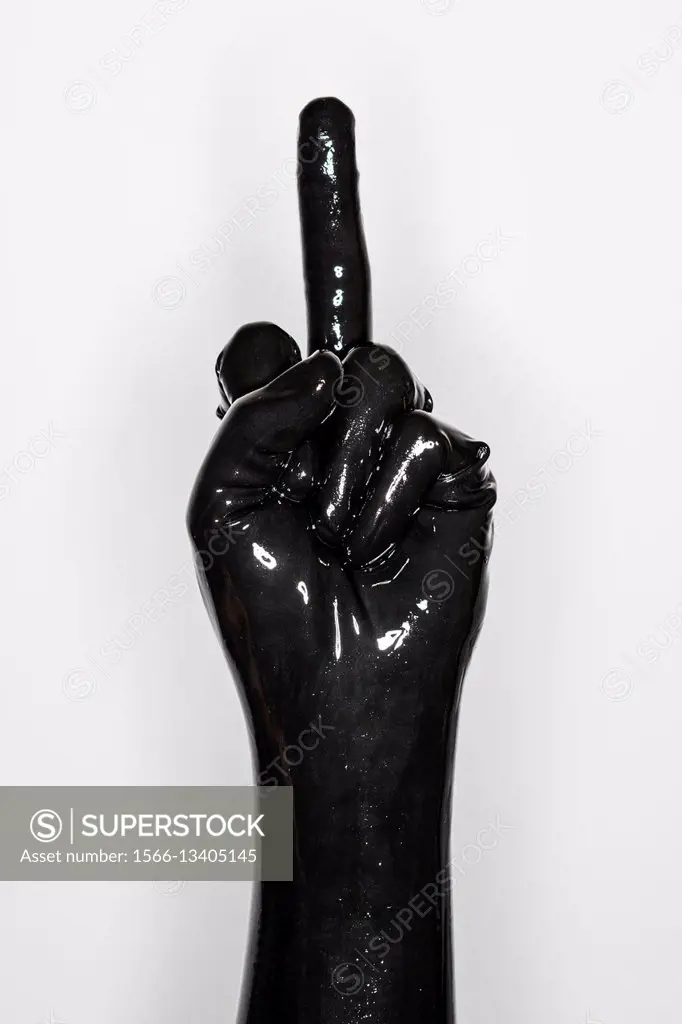 Middle finger deals glove