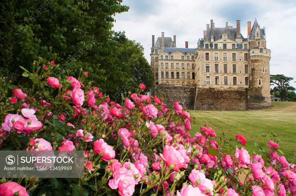 Gardens of Chateau Brissac-Quince, Brissac castle, near Angers, said to be the tallest chateau in France, Maine-et-Loire, Pays de la Loire, France, Eu...