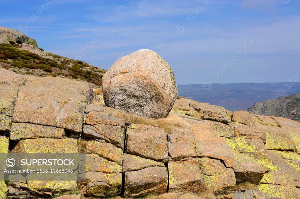 Diaclases in a granitic rock. Diaclase is a fracture in a rock without significant displacement of the parties. This photo was taken in Sierra de Gred...