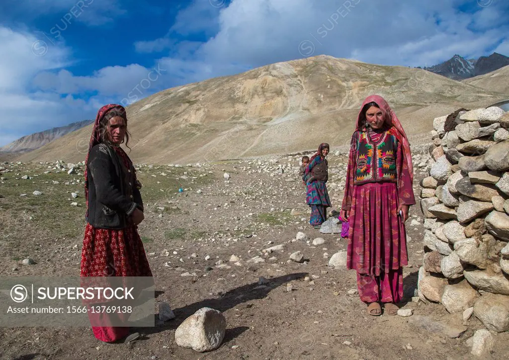 Wakhi nomad women, Big pamir, Wakhan, Afghanistan.