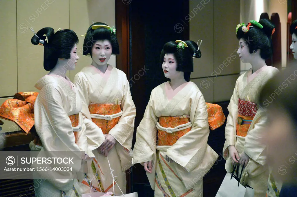Geisha women,Fukuoka,Kyushu, Japan,Asia. - SuperStock