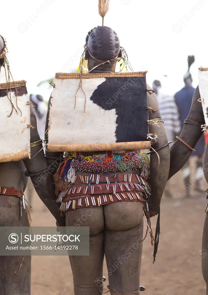 Bodi tribe fat man during Kael ceremony, Omo valley, Hana Mursi, Ethiopia.