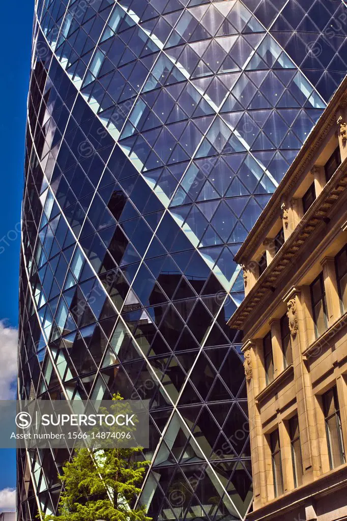 30 St Mary Axe, also known as the Swiss Re Tower or The Gherkin, Norman Foster architect, City of London, London, England, UK, United Kingdom, Europe.