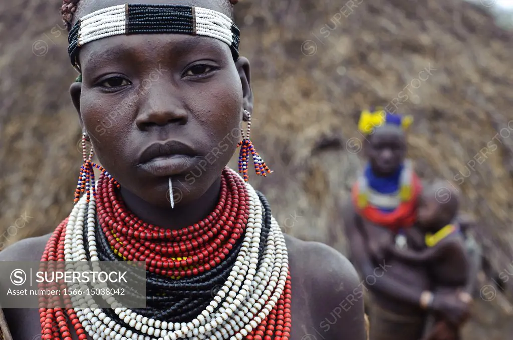 Women belonging to the Karo tribe ( Omo valley, Ethiopia).