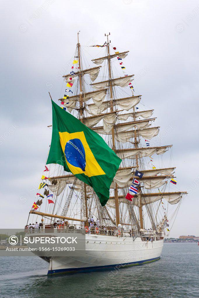 School ship Cisne Branco from Brazil's Navy entering the bay of