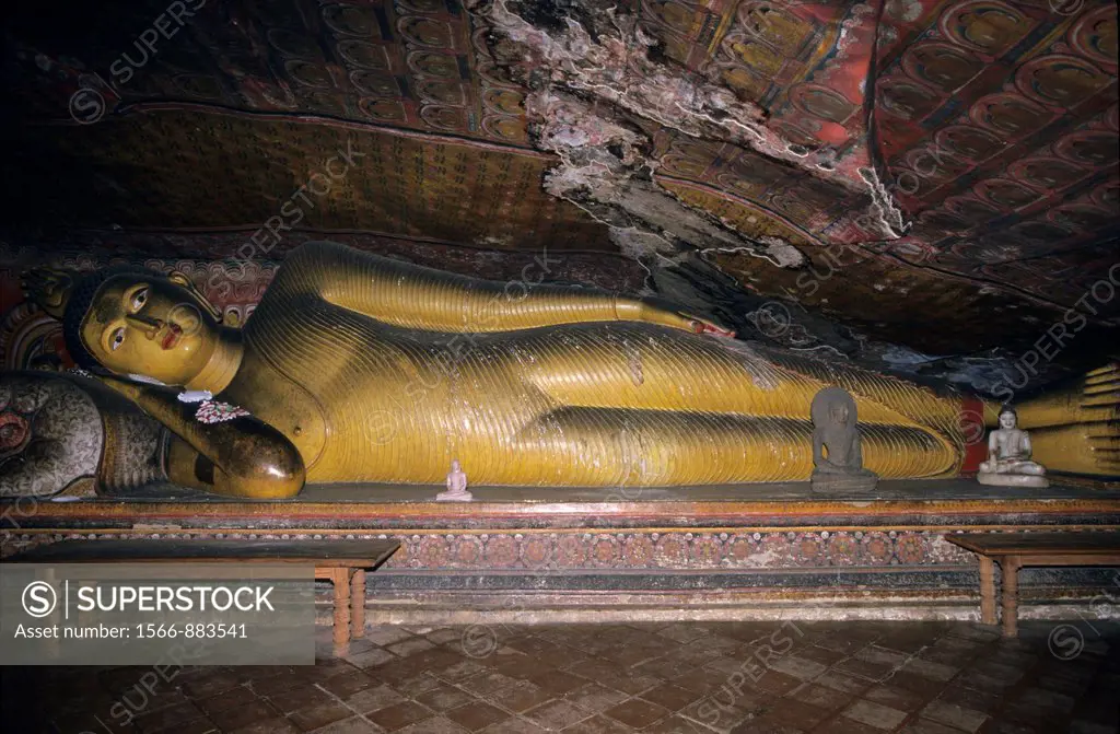 Buddha statue, Cave n°4 , Golden cave temple, Dambulla, Sri Lanka