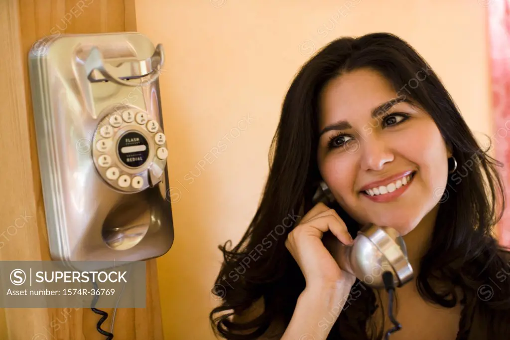 Woman talking on the telephone