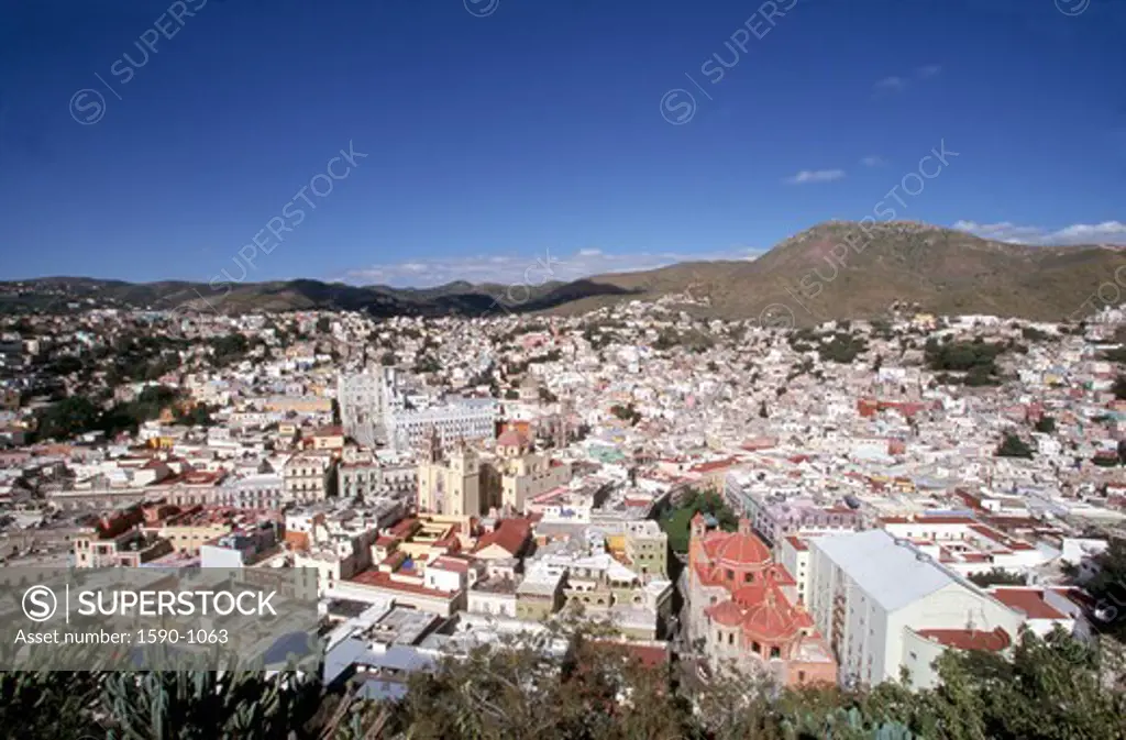 Mexico, Guanajuato City, Elevated view of dense residential area,