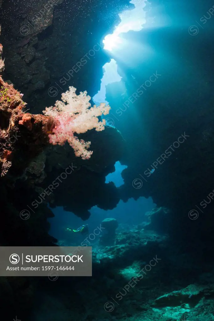 Sunbeam, Underwater Cave, Namena, Marine, Reserve, Fiji, Cave, Cavern diving, Cave Diver, Cave diving, Underwater Cave, Grotto, extreme sport, scuba, ...