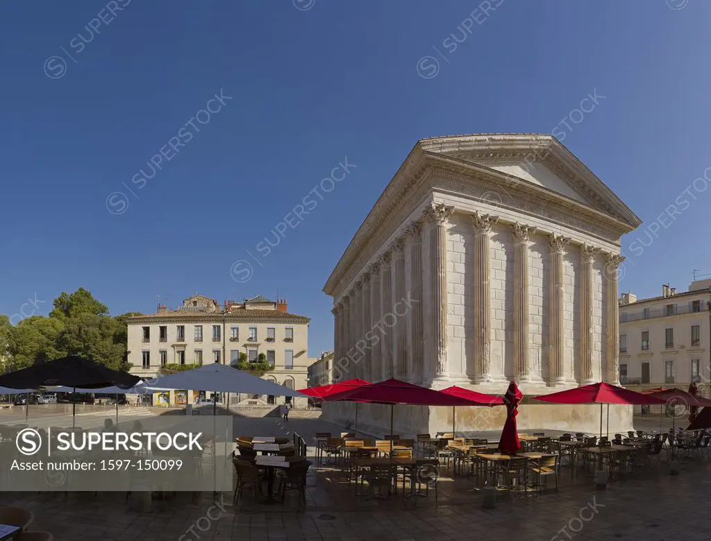 France, Europe, Gard, Nimes, Roman, temple, Maison Carree, city, village, summer, people, outdoor cafe,