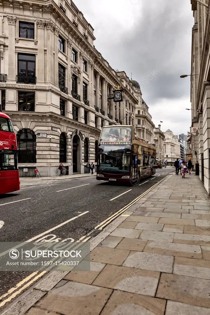 Tourist bus, King William Street, London, England, UK