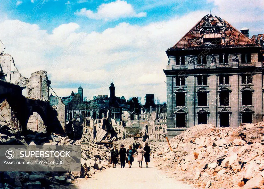 Nuremberg, Ruins, People, walking, bombed_out, city, World War II, Bavaria, Germany, 1945