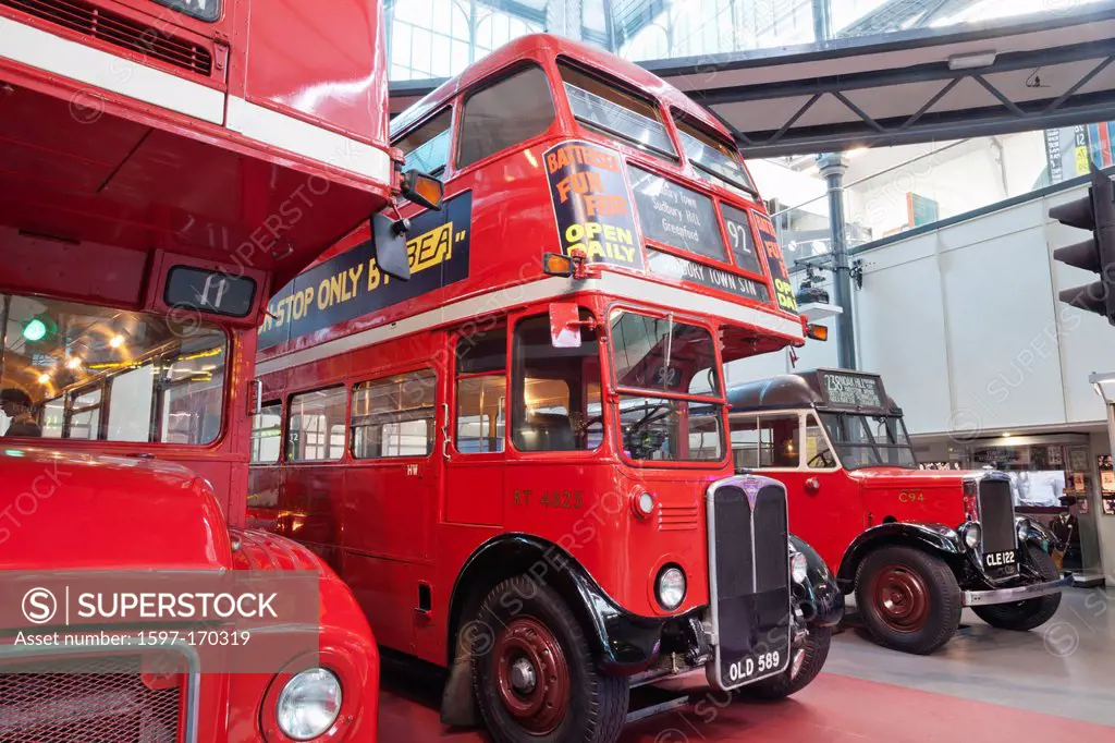 England, London, Covent Garden, London Transport Museum, Vintage Buses