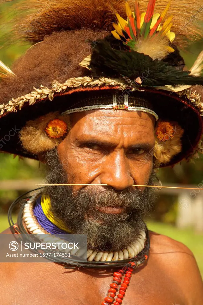 culture, ethnic, person, indigenous, people, native, tribes, tribesman, highlander, face paint, wig, real hair, human hair, wigman, wigmen, Huli, warr...