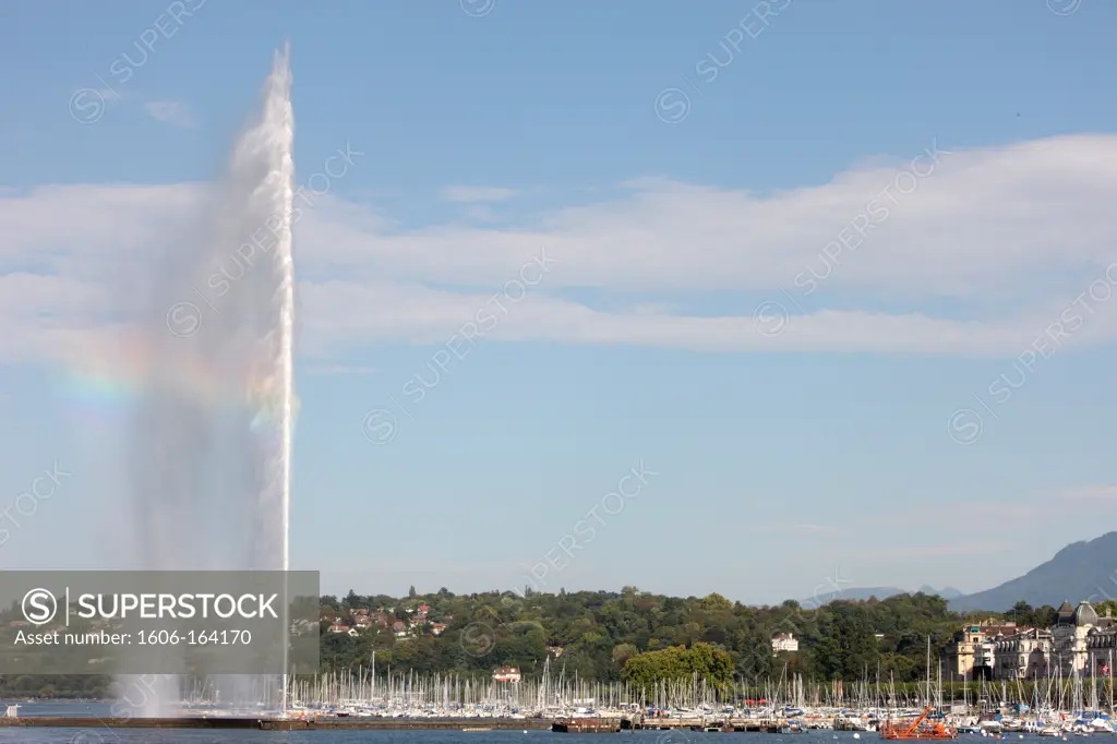 Jet d'Eau, the world's tallest fountain, on Geneva lake . Geneva. Switzerland.