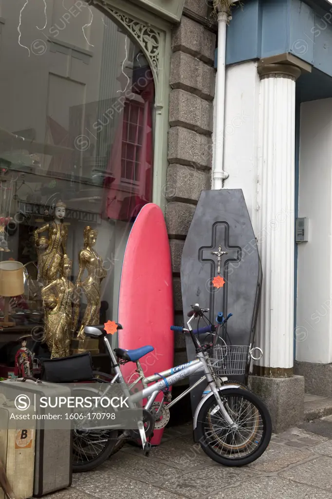 England,Cornwall,Penzance, Steckfensters flea market