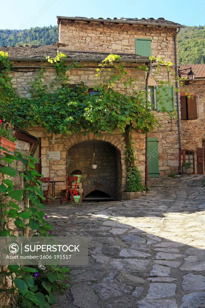 France, Lozère (48), a village in the Tarn gorges, it is labeled one of The Most beautiful villages of France, the picturesque streets of the village