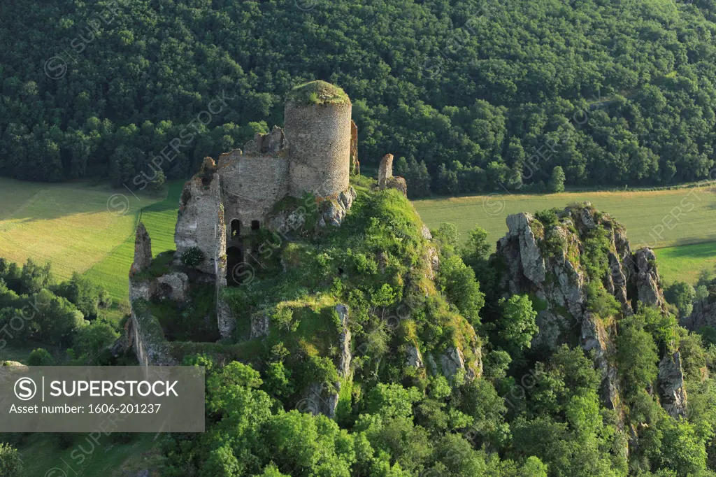 France, Haute-Loire (43), Leotoing, The Remains Of The Castle Is The Village Overlooking The Valley Of Alagnon (Aerial Photo)