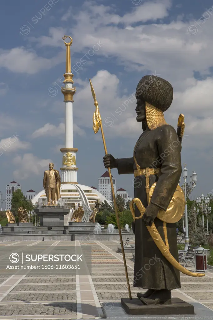 Turkmenistan, Ashgabat, Independence Park, Independence Monument and warriors