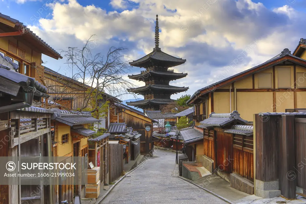 Japan, Kyoto City, Gion, Yasaka Pagoda