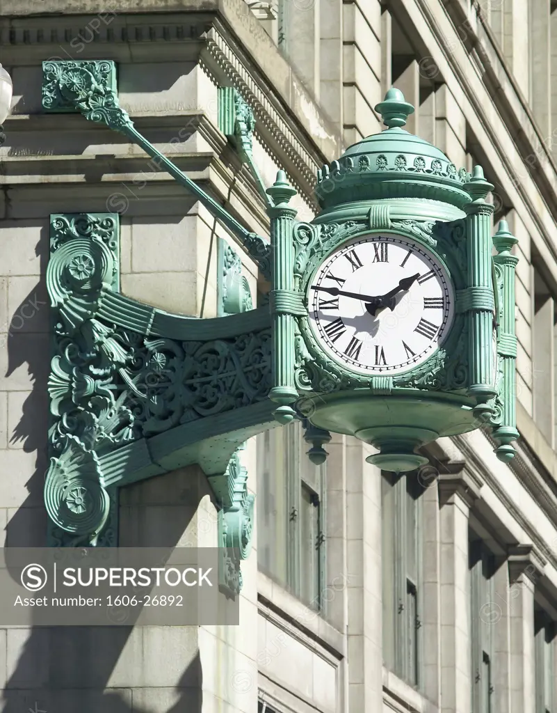 USA, Illinois, Chicago, Marshall Field's department store, clock