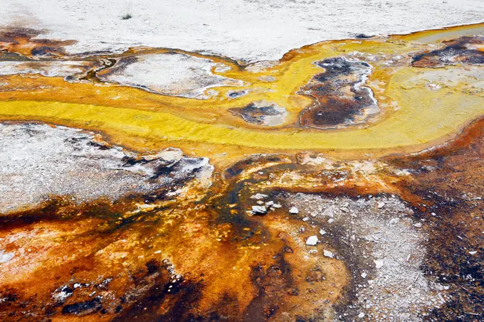 USA. Wyoming. Yellowstone Park. Black Sand Basin. Rainbow pool.