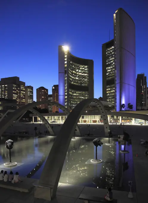 Canada, Ontario, Toronto, Nathan Phillips Square, City Hall,