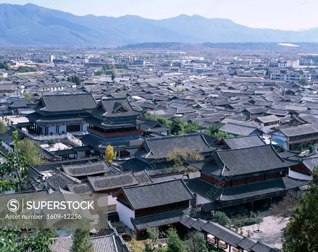 Old Town / Mu Family Mansion & Ancient Rooftops / Ming Dynasty, Lijiang, Yunnan Province, China