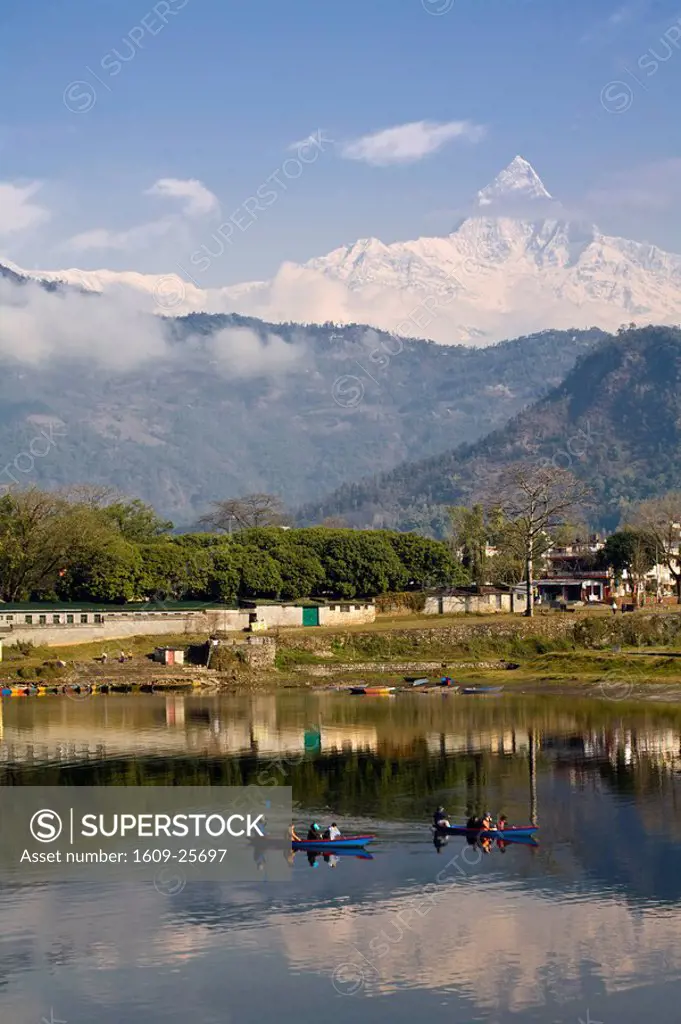 Nepal, Pokhara, Fishtail mountain & Phewa Lake