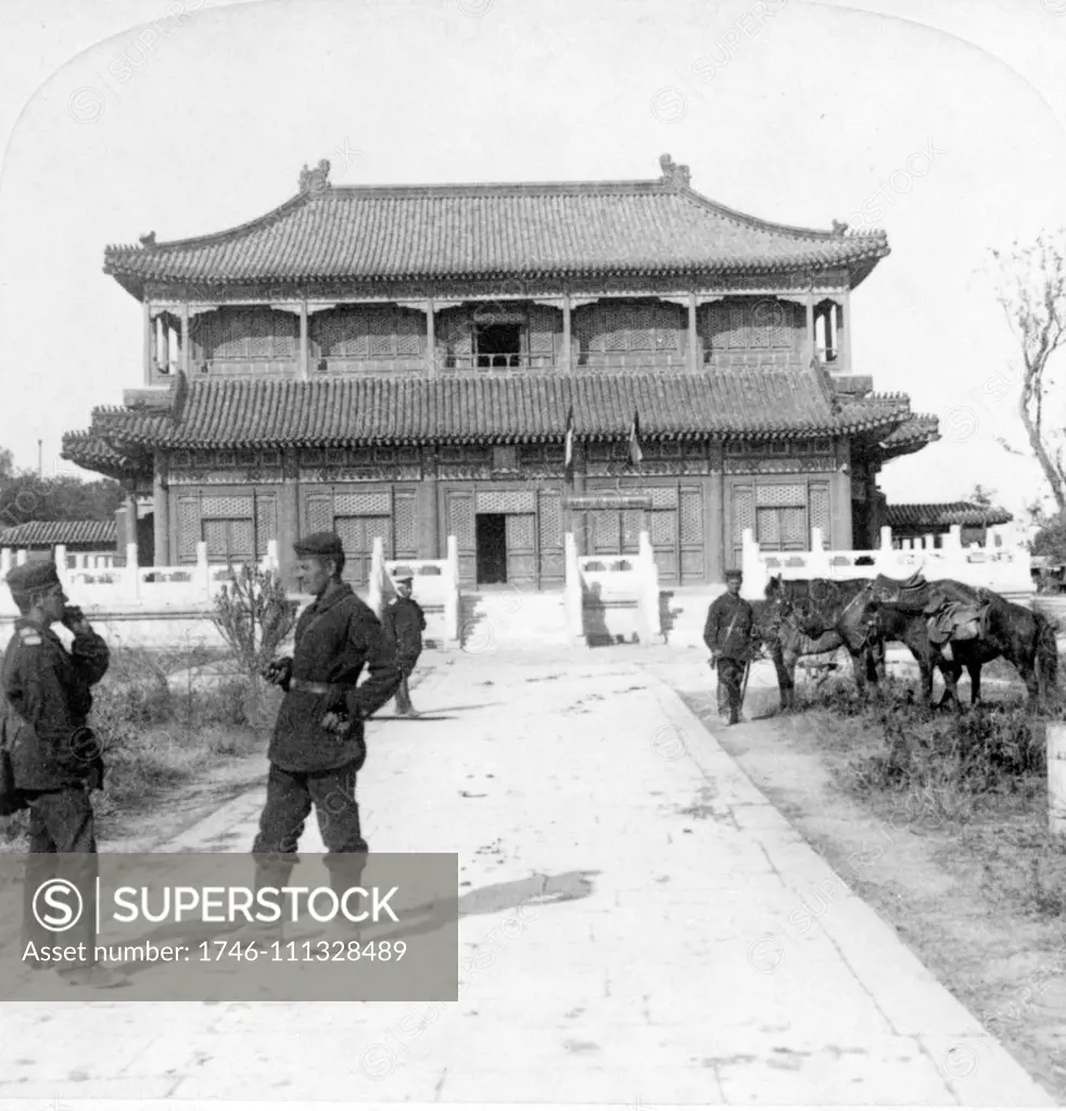 Empress Dowager's favourite palace by the lake, Imperial city, Beijing, China. During the Boxer Uprising it became Count Waldersee's headquarters. 1901