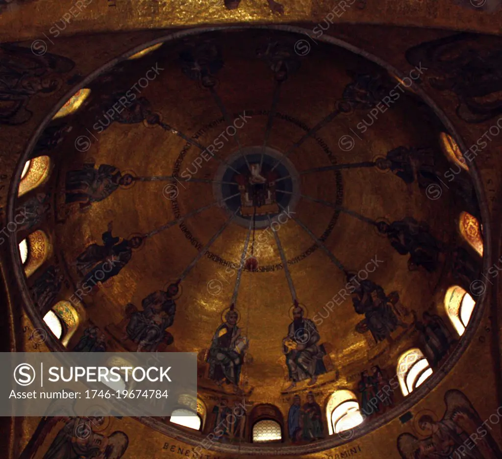 Detail of the Patriarchal Cathedral Basilica of Saint Mark (Saint Marks Basilica). A Cathedral church of the Roman Catholic Archdiocese of Venice. Byzantine and Gothic Architectural style. Constructed in 1650. Venice, Italy 2013