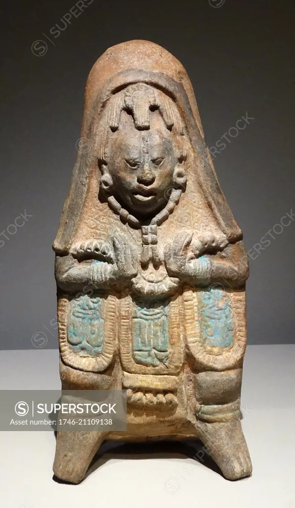 Mayan ceramic female figurine, Mexico 600-900 AD