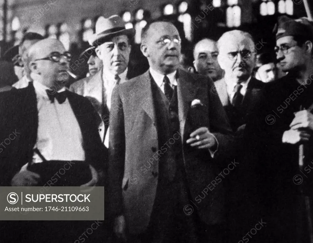 JosÈ Giral y Pereira (1879 ñ 1962) Spanish Prime minister (Centre), during 1936 awaits the arrival in Madrid of republican re-enforcements during the Spanish Civil War