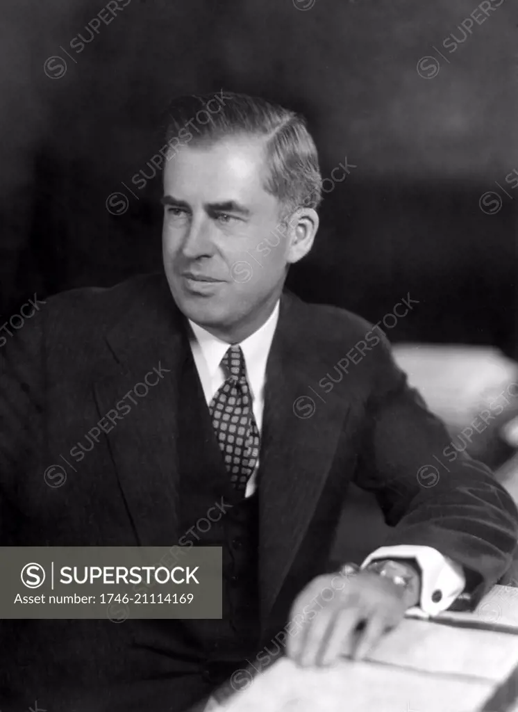 Henry Agard Wallace (October 7, 1888 ñ November 18, 1965) was the 33rd Vice President of the United States (1941ñ1945), the Secretary of Agriculture (1933ñ1940), and the Secretary of Commerce (1945ñ1946). In the 1948 presidential election, Wallace was the presidential nominee of the Progressive Party.