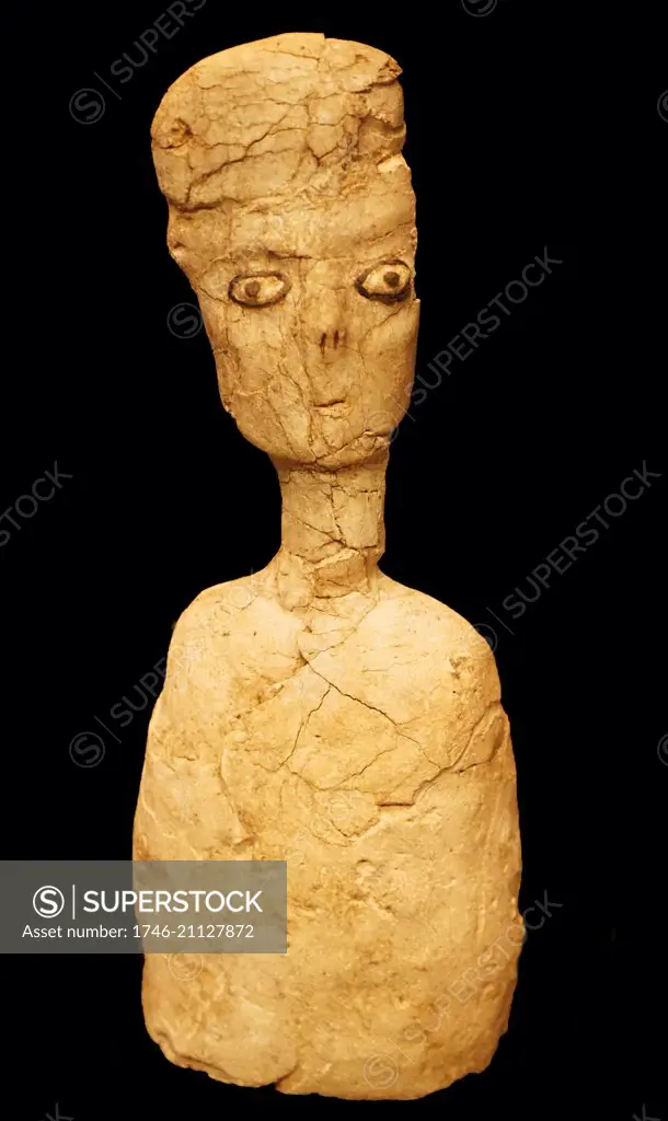 Lime plaster statue from 'Ain Ghazal, Jordan. Dated  7200 BC